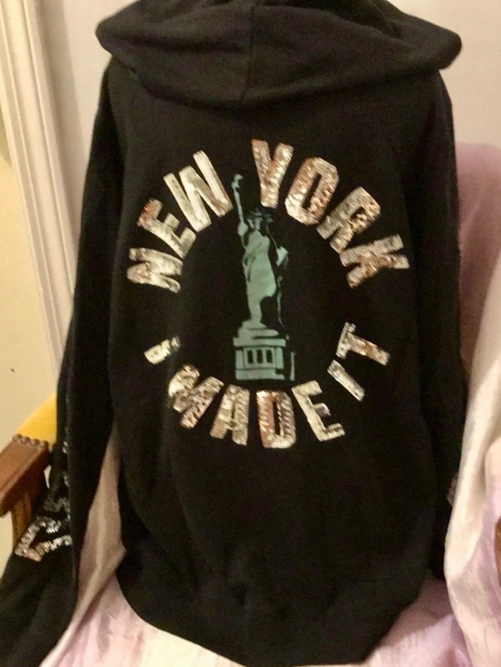VS PINK NYC Statue of Liberty Black Hoodie Sequins New York City